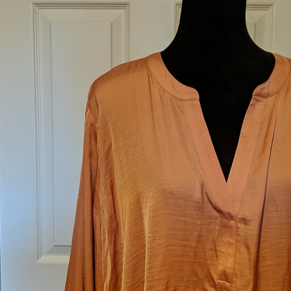 Silky smooth, shiny peach 3x Ava & Viv